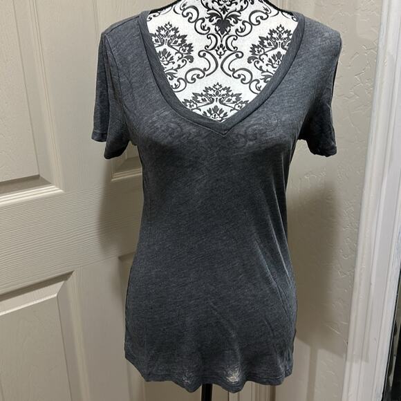 Mossimo Blue V Neck T-Shirt L and Grey shirt S bundle - Picture 2 of 4